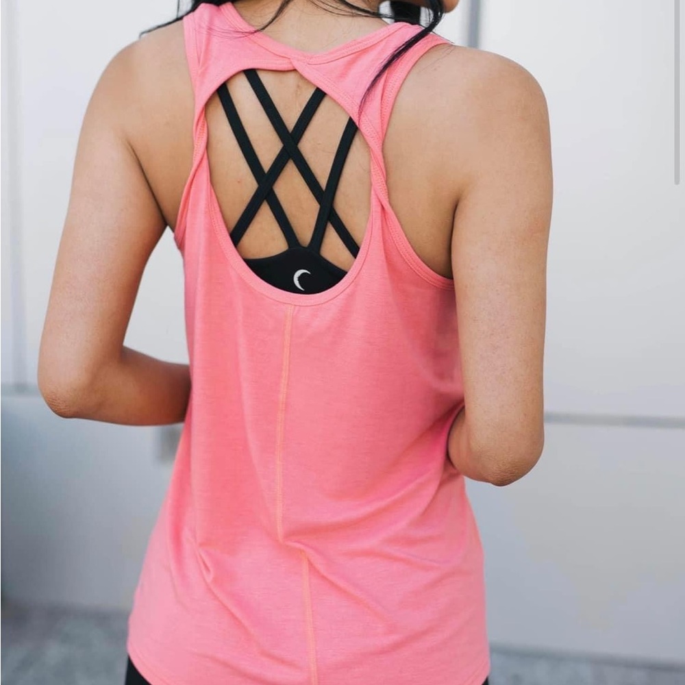 Zyia flamingo twist tank